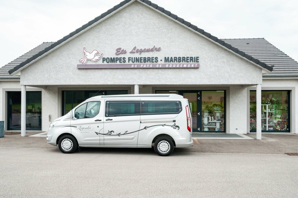 facade de funeraire legendre